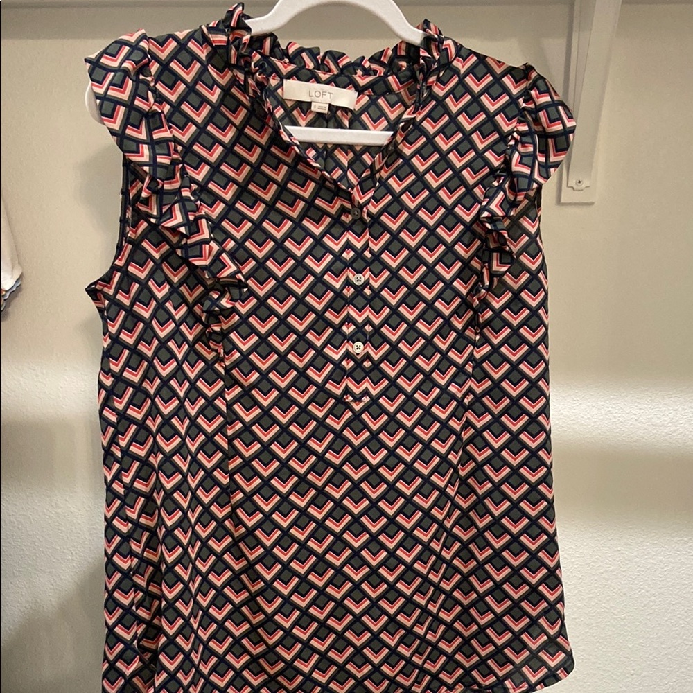 LOFT Gray Pink Sleeveless Ruffled Blouse